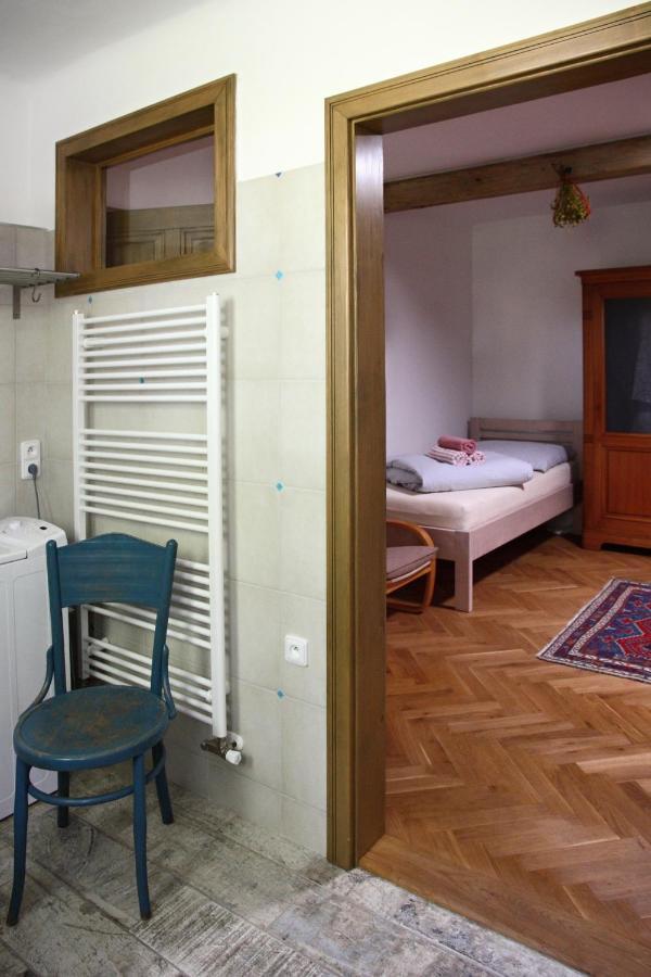 Ubytovani Na Statku Vedomice Exteriör bild