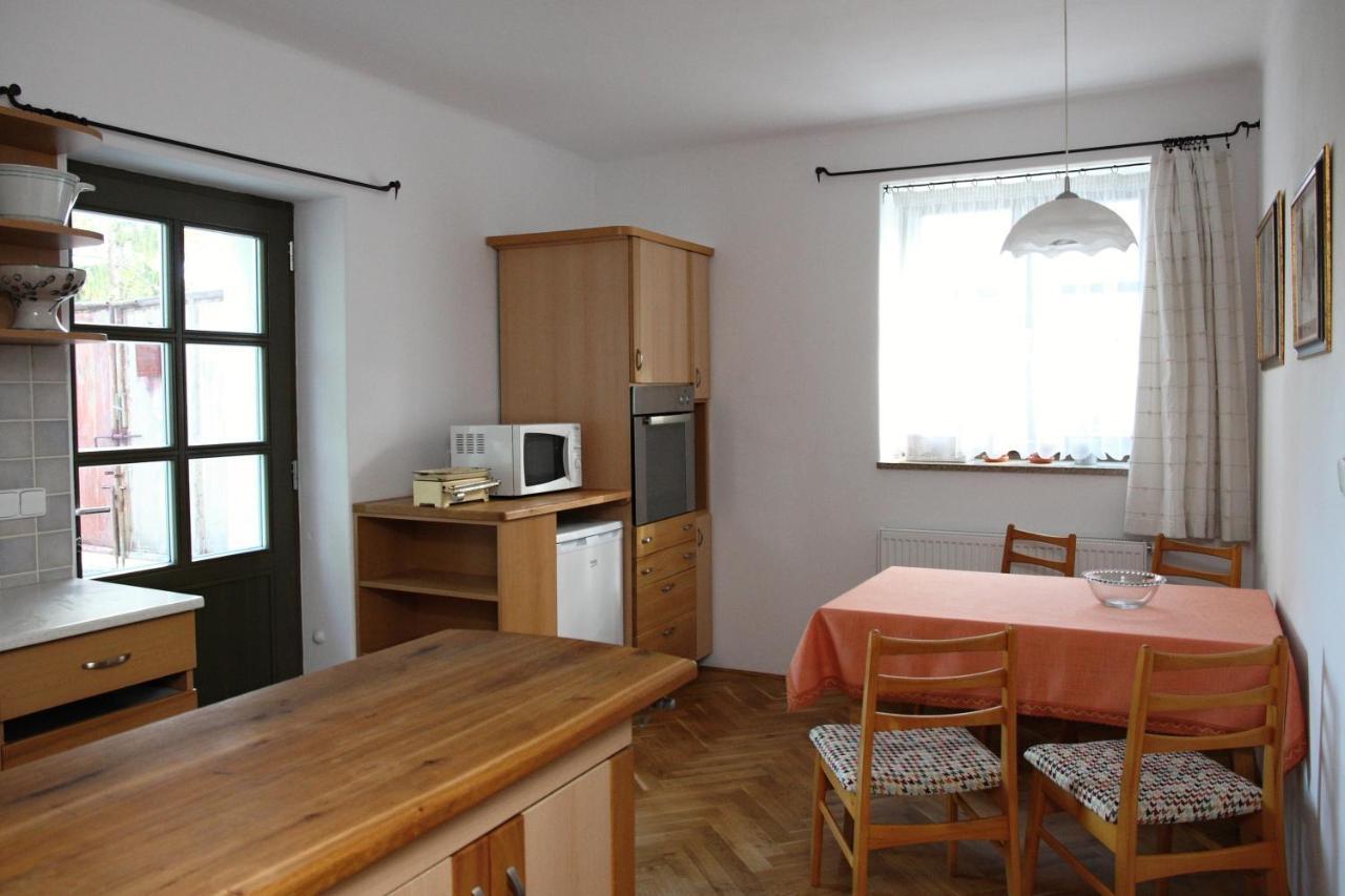 Ubytovani Na Statku Vedomice Exteriör bild